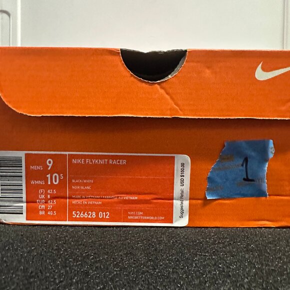 Flyknit Racer - Picture 3 of 3